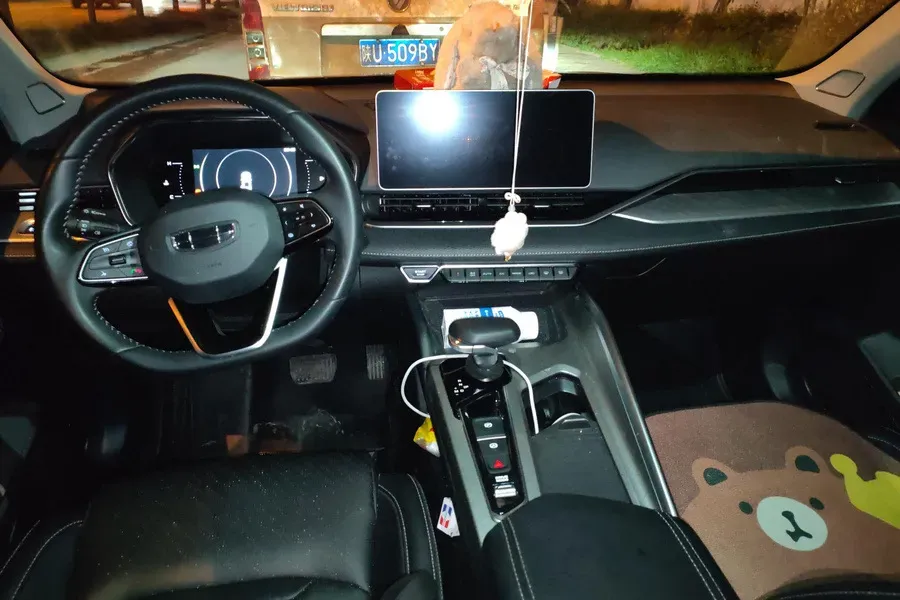 2023 Geely Preface 2.0T 190HP L4 7DCT,autocango,china used car exporter,china ev exporter,chinese used car exporter,chinese used ev exporter