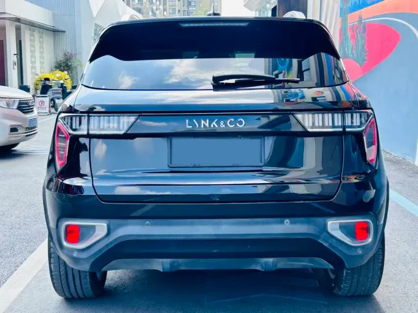 2019 Beijing BJ40 2.0T 218HP L4 6AT,autocango,china used car exporter,china ev exporter,chinese used car exporter,chinese used ev exporter
