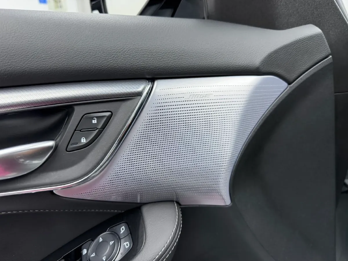 2023 Cadillac CT5 2.0T 237HP L4 10AT,autocango,china used car exporter,china ev exporter,chinese used car exporter,chinese used ev exporter