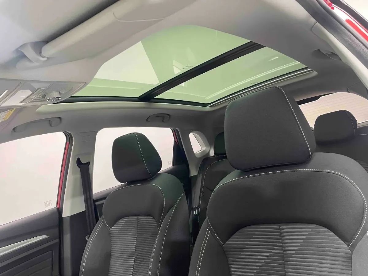 2020 Roewe RX3 1.6L 125HP L4 CVT,autocango,china used car exporter,china ev exporter,chinese used car exporter,chinese used ev exporter