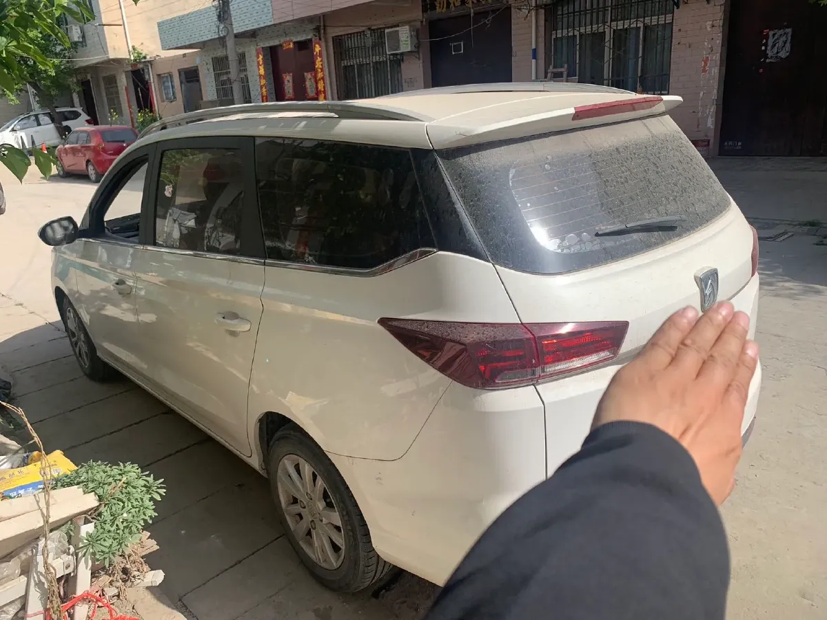 2019 BaoJun 360 1.5L 105HP L4 CVT,autocango,china used car exporter,china ev exporter,chinese used car exporter,chinese used ev exporter