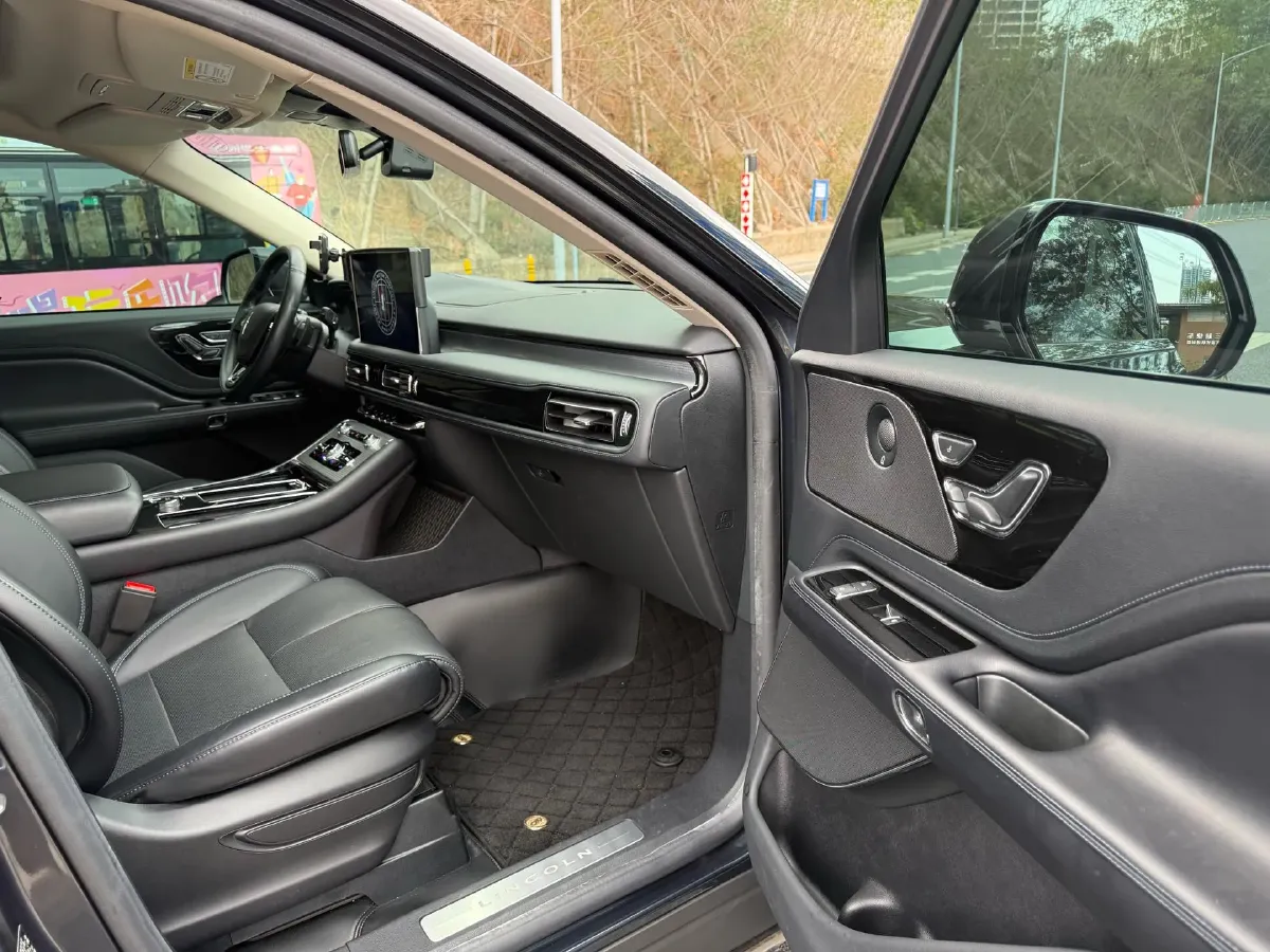 2023 Lincoln Aviator 3.0T 355HP V6 10AT,autocango,china used car exporter,china ev exporter,chinese used car exporter,chinese used ev exporter