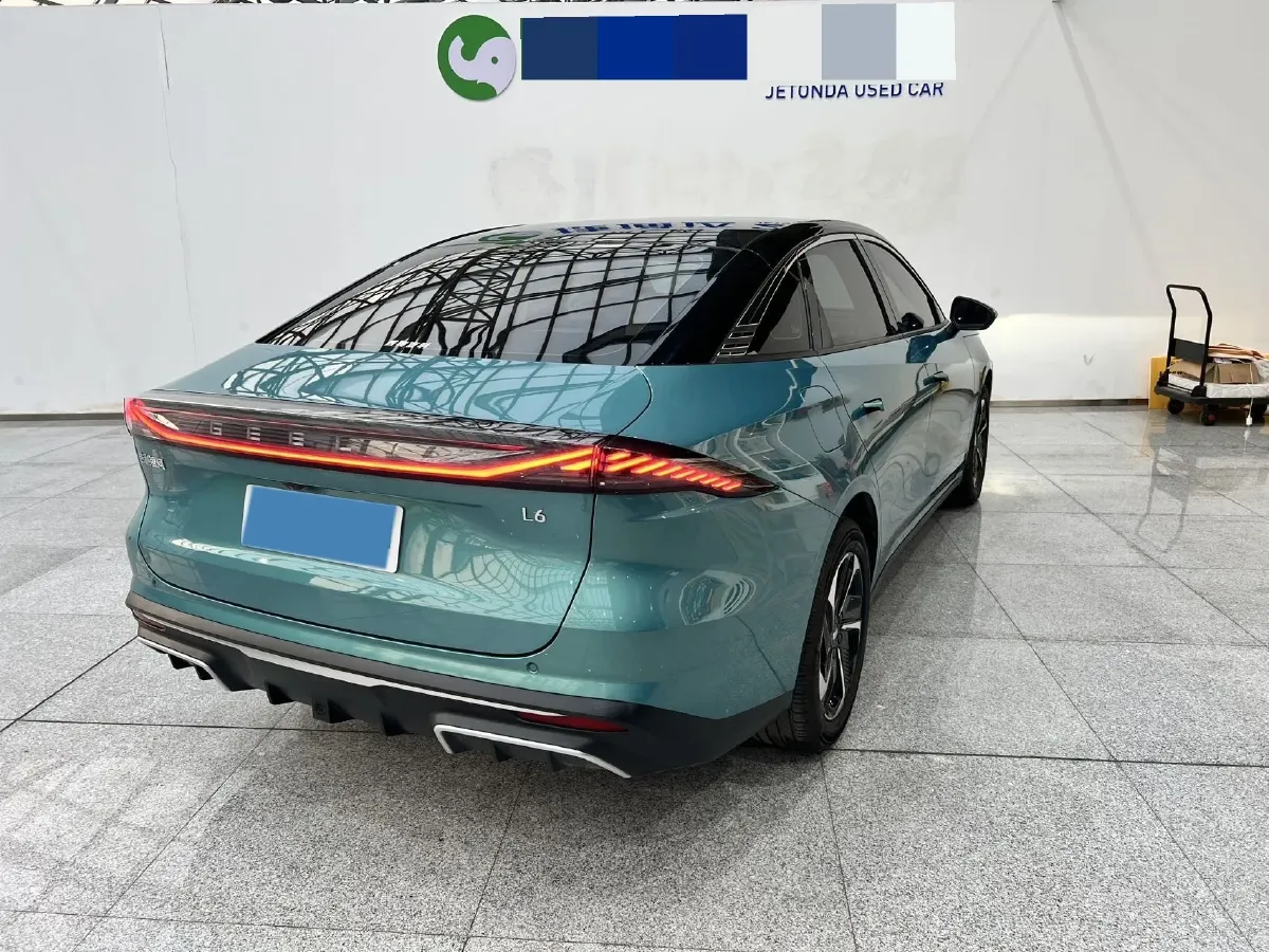 2023 Geely Galaxy L6 1.5T 163HP L4 3DHT PHEV,autocango,china used car exporter,china ev exporter,chinese used car exporter,chinese used ev exporter