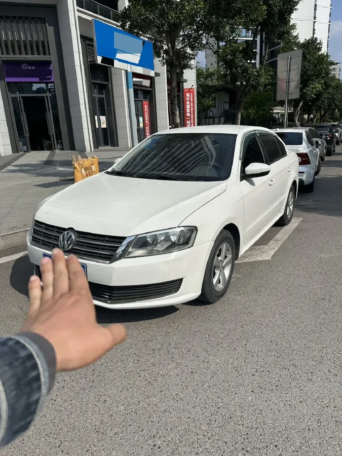 2013 Volkswagen Lavida 1.6L 110HP L4 6AT,autocango,china used car exporter,china ev exporter,chinese used car exporter,chinese used ev exporter