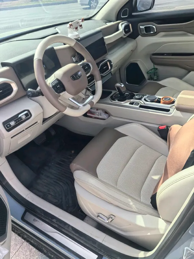 2020 Geely ICON 1.5T 177HP L3 7DCT,autocango,china used car exporter,china ev exporter,chinese used car exporter,chinese used ev exporter