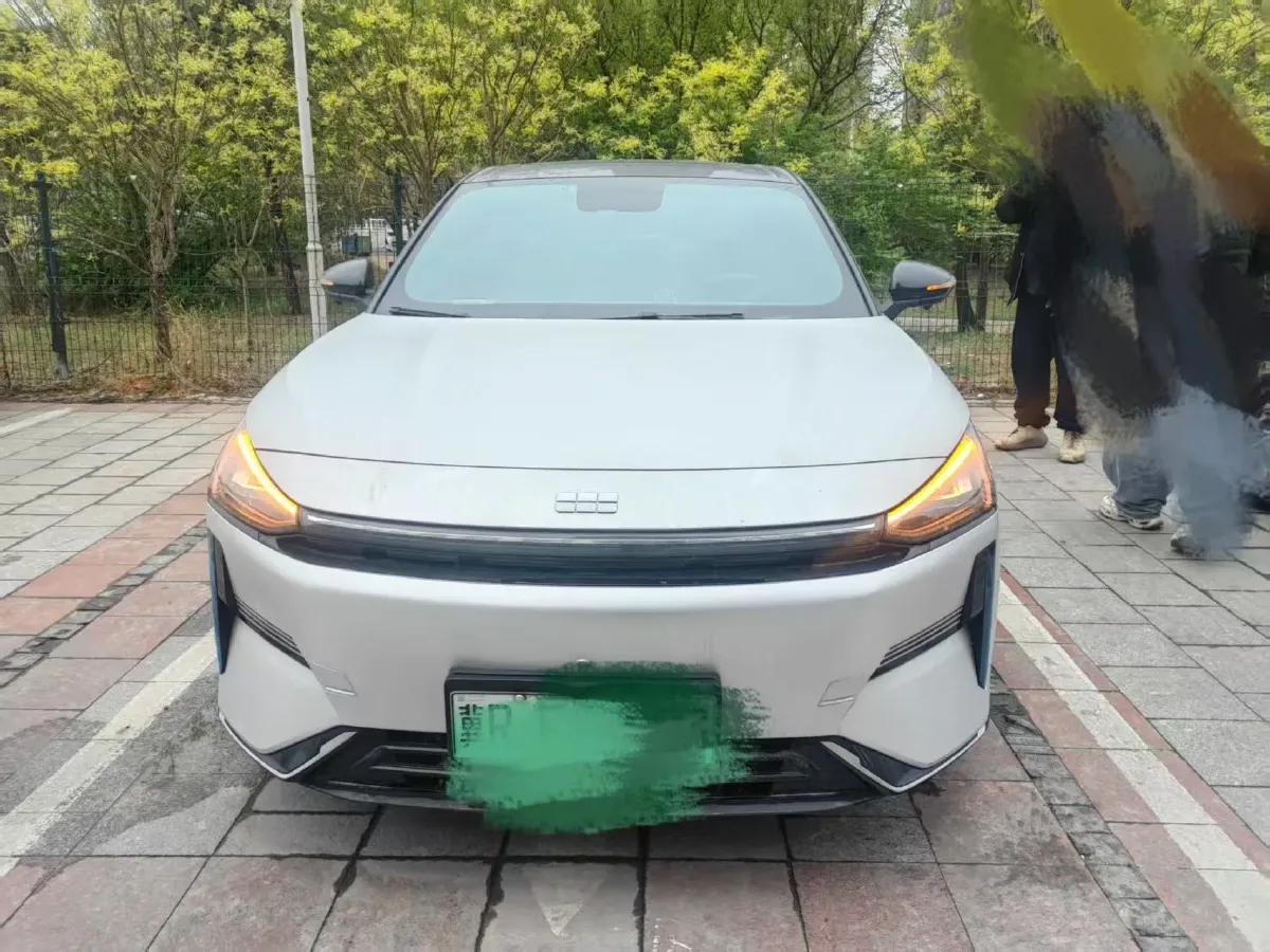 2023 Geely Galaxy L6 1.5T 163HP L4 3DHT PHEV,autocango,china used car exporter,china ev exporter,chinese used car exporter,chinese used ev exporter