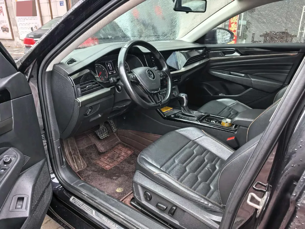 2021 Volkswagen Passat 2.0T 186HP L4 7DCT,autocango,china used car exporter,china ev exporter,chinese used car exporter,chinese used ev exporter