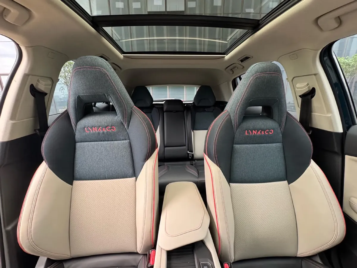 2020 LYNK&CO 06 1.5T 177HP L3 7DCT,autocango,china used car exporter,china ev exporter,chinese used car exporter,chinese used ev exporter