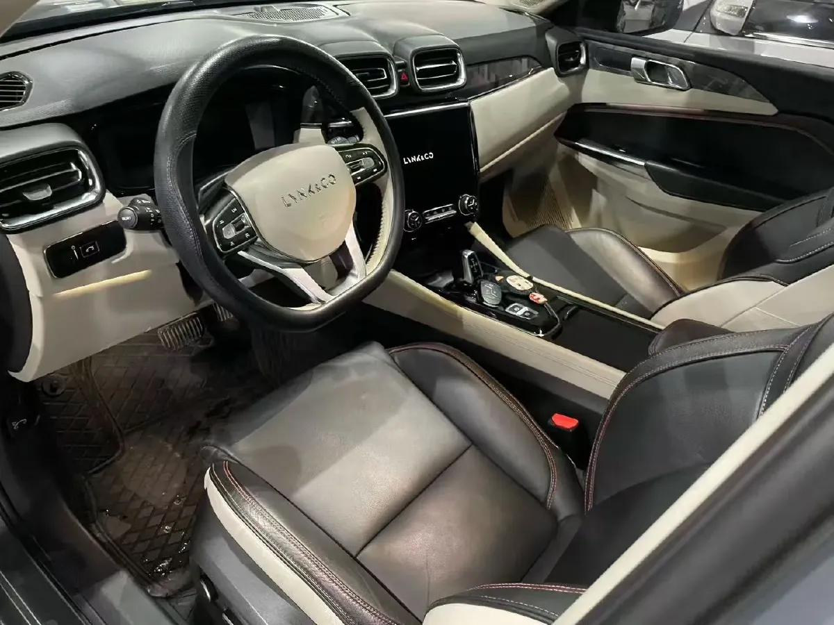 2018 Toyota C-HR 2.0L 171HP L4 CVT,autocango,china used car exporter,china ev exporter,chinese used car exporter,chinese used ev exporter