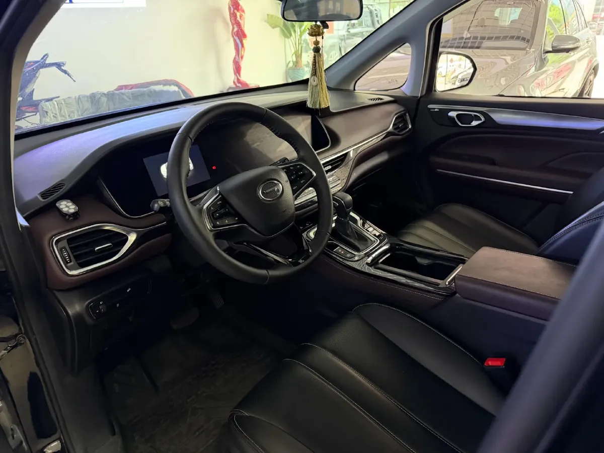 2023 GAC Trumpchi M6 1.5T 177HP L4 7DCT,autocango,china used car exporter,china ev exporter,chinese used car exporter,chinese used ev exporter