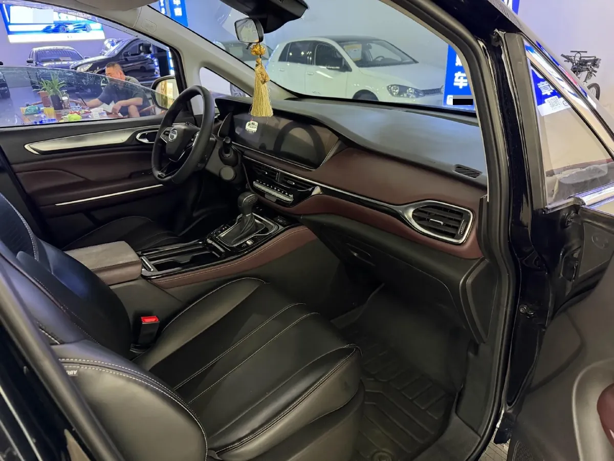 2023 GAC Trumpchi M6 1.5T 177HP L4 7DCT,autocango,china used car exporter,china ev exporter,chinese used car exporter,chinese used ev exporter