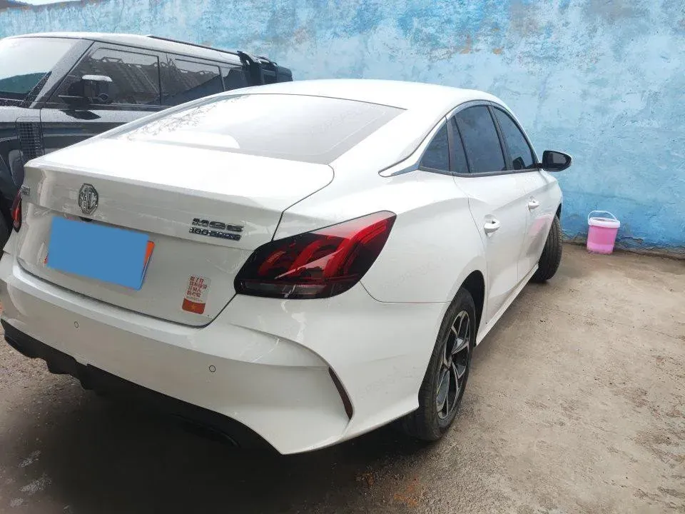 2023 MG 5 1.5L 129HP L4 5MT,autocango,china used car exporter,china ev exporter,chinese used car exporter,chinese used ev exporter