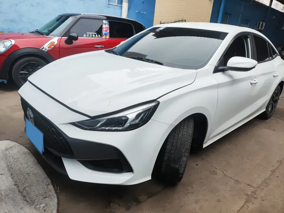 2023 MG 5 1.5L 129HP L4 5MT,autocango,china used car exporter,china ev exporter,chinese used car exporter,chinese used ev exporter