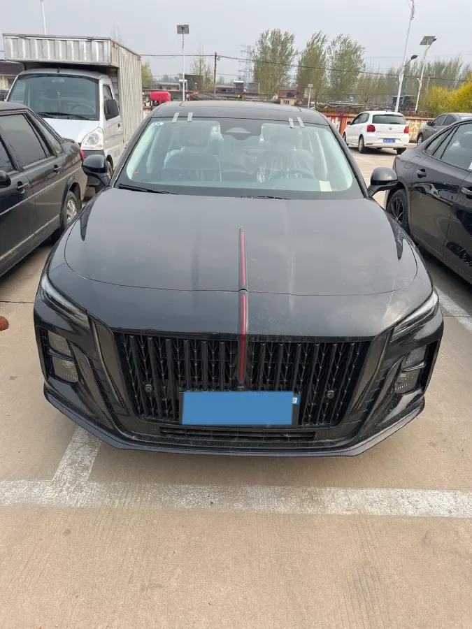 2025 HongQi H5 2.0T 224HP L4 8AT,autocango,china used car exporter,china ev exporter,chinese used car exporter,chinese used ev exporter