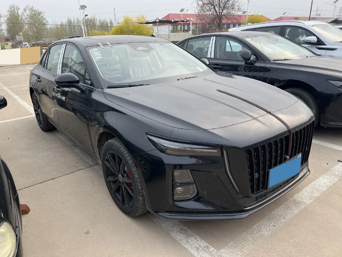 2025 HongQi H5 2.0T 224HP L4 8AT,autocango,china used car exporter,china ev exporter,chinese used car exporter,chinese used ev exporter
