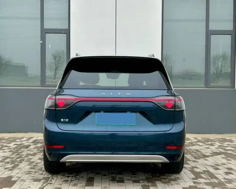 2025 AITO AITO M9 REEV 160HP REEV 52KWH,autocango,china used car exporter,china ev exporter,chinese used car exporter,chinese used ev exporter