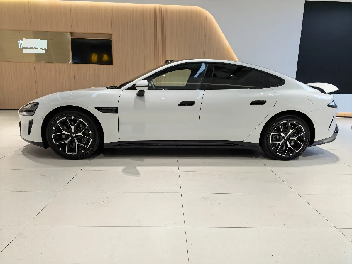 2024 MI SU7 BEV 94.3KWH,autocango,china used car exporter,china ev exporter,chinese used car exporter,chinese used ev exporter