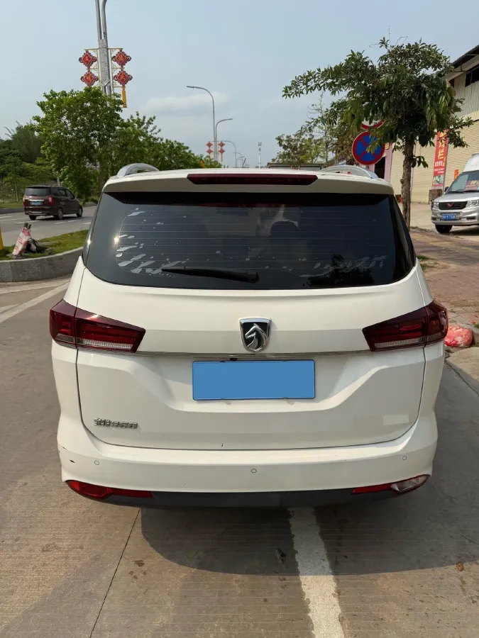 2019 BaoJun 360 1.5L 105HP L4 6MT,autocango,china used car exporter,china ev exporter,chinese used car exporter,chinese used ev exporter