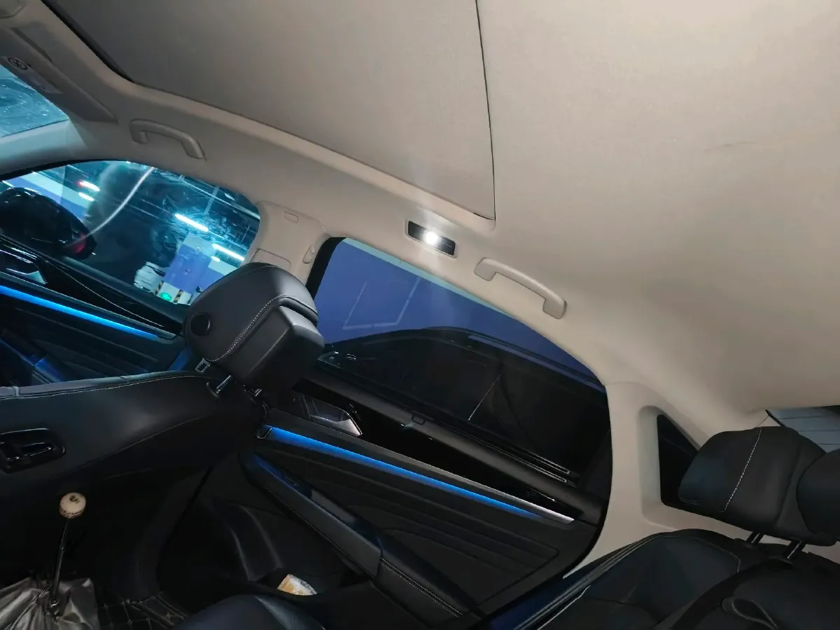 2021 Volkswagen Passat 2.0T 186HP L4 7DCT,autocango,china used car exporter,china ev exporter,chinese used car exporter,chinese used ev exporter