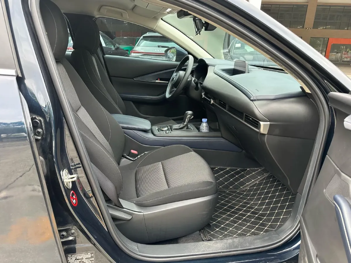 2021 Mazda CX-30 2.0L 158HP L4 6AT,autocango,china used car exporter,china ev exporter,chinese used car exporter,chinese used ev exporter