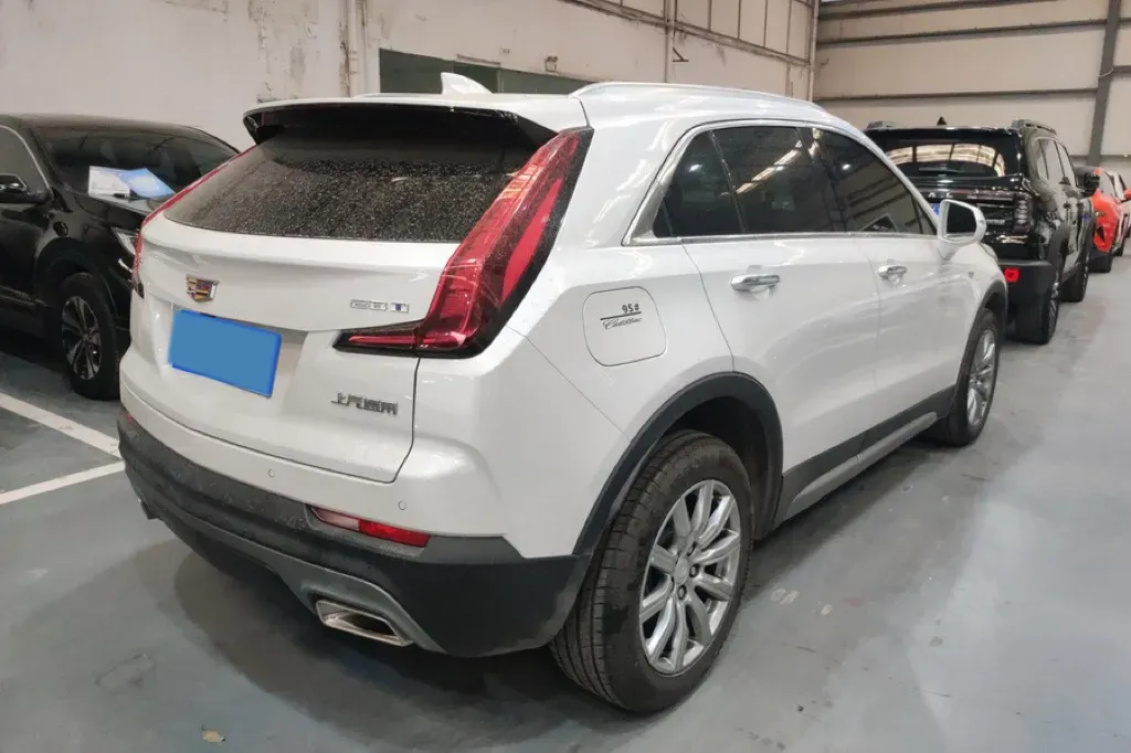 2022 Cadillac XT4 2.0T 237HP L4 9AT,autocango,china used car exporter,china ev exporter,chinese used car exporter,chinese used ev exporter