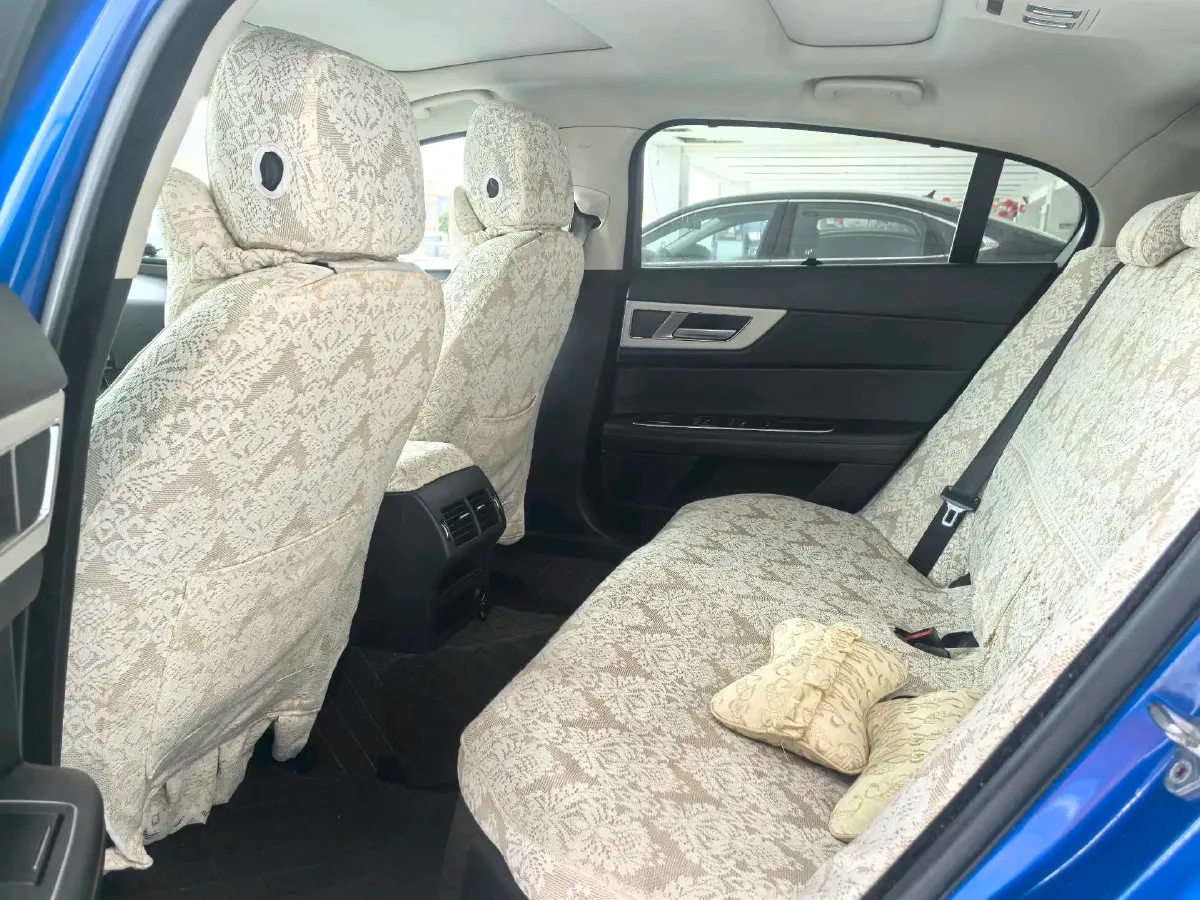 2019 HongQi H7 2.0T 204HP L4 6AT,autocango,china used car exporter,china ev exporter,chinese used car exporter,chinese used ev exporter