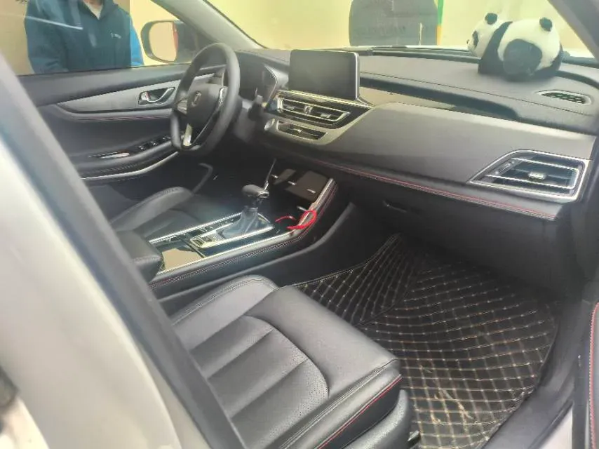 2021 ChangAn CS75 1.5T 178HP L4 7DCT,autocango,china used car exporter,china ev exporter,chinese used car exporter,chinese used ev exporter