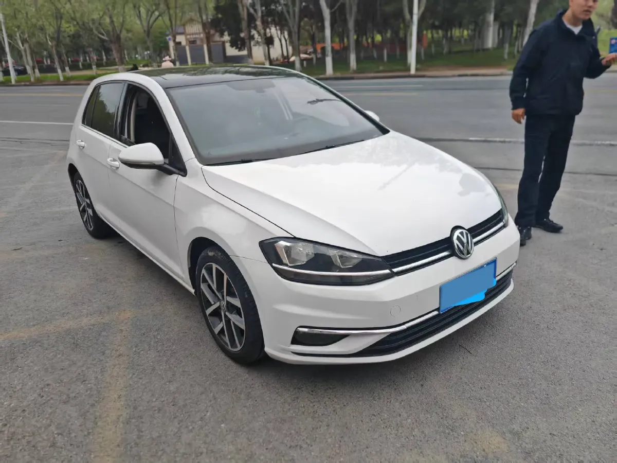 2018 Volkswagen Golf 1.4T 131HP L4 7DCT,autocango,china used car exporter,china ev exporter,chinese used car exporter,chinese used ev exporter