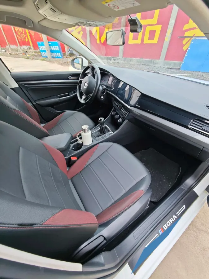 2019 Dongfeng RuiQi 6 2.4L 158HP L4 5MT,autocango,china used car exporter,china ev exporter,chinese used car exporter,chinese used ev exporter