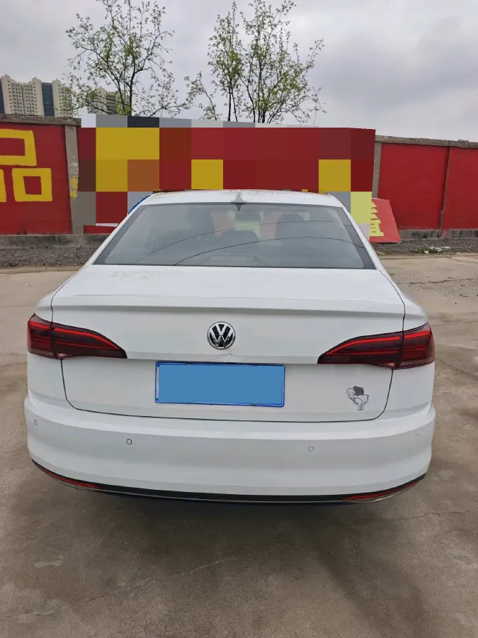 2019 Dongfeng RuiQi 6 2.4L 158HP L4 5MT,autocango,china used car exporter,china ev exporter,chinese used car exporter,chinese used ev exporter