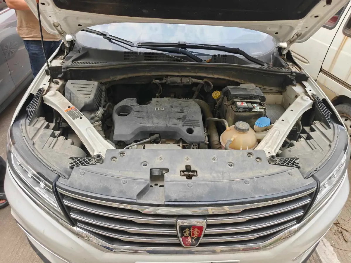 2019 Roewe i6 1.5T 169HP L4 7DCT,autocango,china used car exporter,china ev exporter,chinese used car exporter,chinese used ev exporter