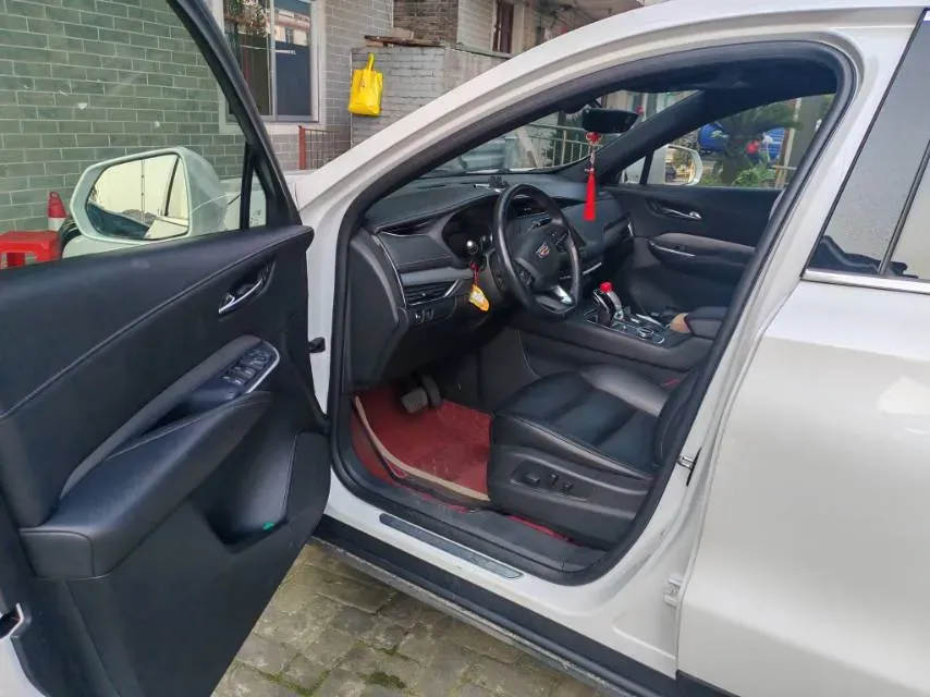 2020 Cadillac XT4 2.0T 237HP L4 9AT,autocango,china used car exporter,china ev exporter,chinese used car exporter,chinese used ev exporter