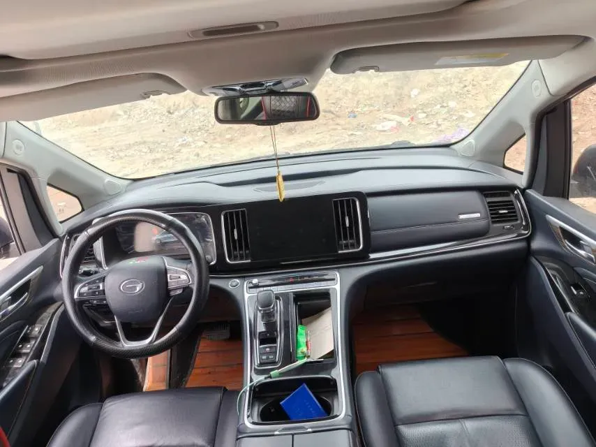 2021 GAC Trumpchi M8 2.0T 252HP L4 8AT,autocango,china used car exporter,china ev exporter,chinese used car exporter,chinese used ev exporter