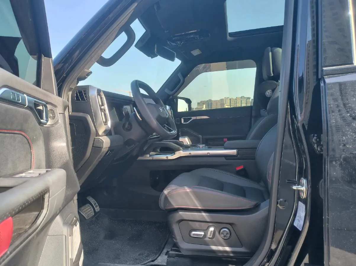 2023 Jetour Traveller 2.0T 254HP L4 7DCT,autocango,china used car exporter,china ev exporter,chinese used car exporter,chinese used ev exporter