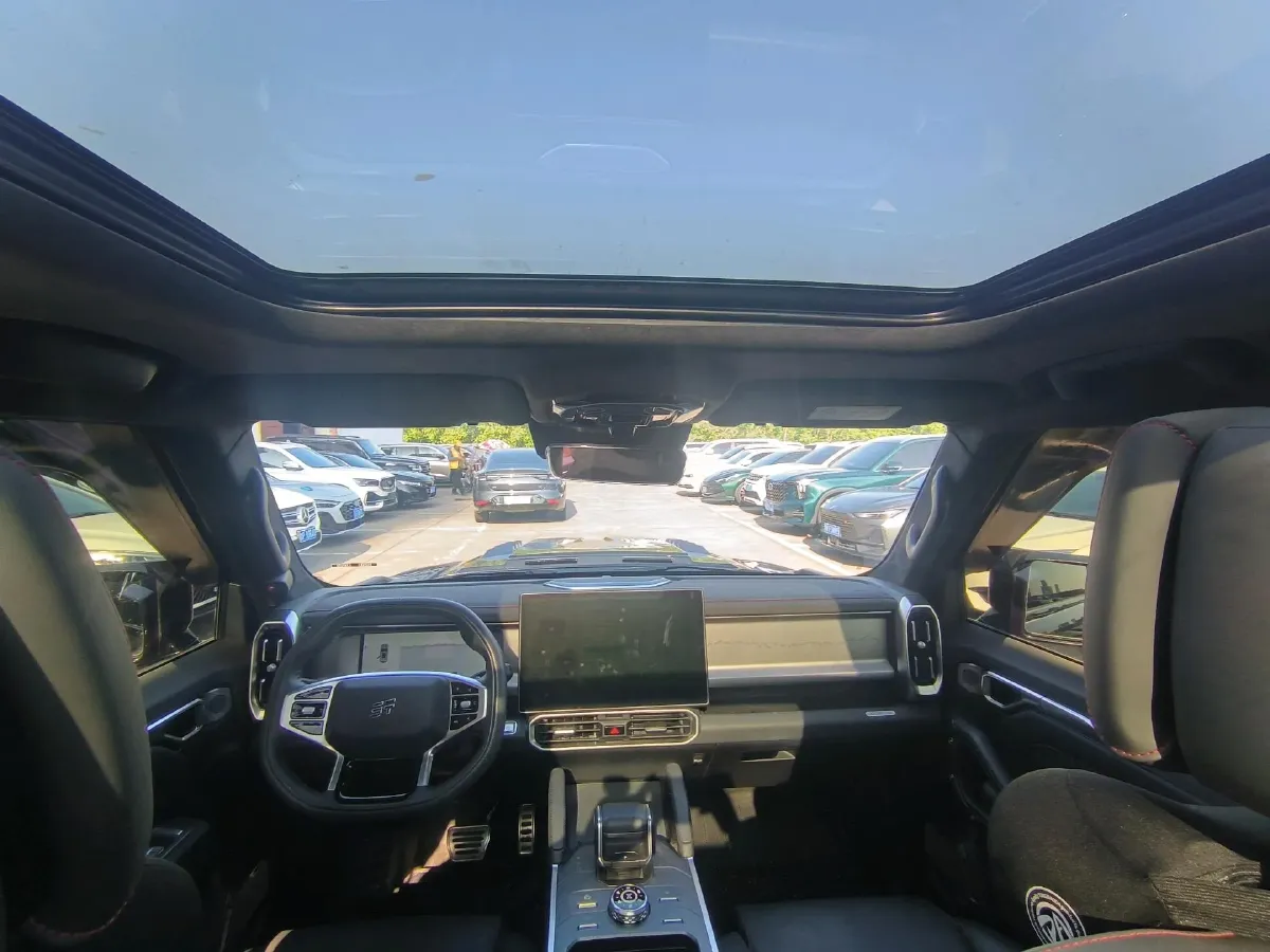 2023 Jetour Traveller 2.0T 254HP L4 7DCT,autocango,china used car exporter,china ev exporter,chinese used car exporter,chinese used ev exporter