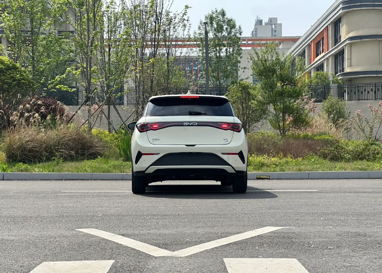 2025 BYD Dolphin BEV 45.12KWH,autocango,china used car exporter,china ev exporter,chinese used car exporter,chinese used ev exporter