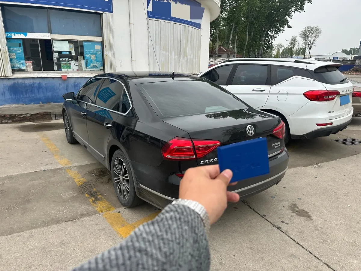 2017 Volkswagen Passat 1.8T 180HP L4 7DCT,autocango,china used car exporter,china ev exporter,chinese used car exporter,chinese used ev exporter