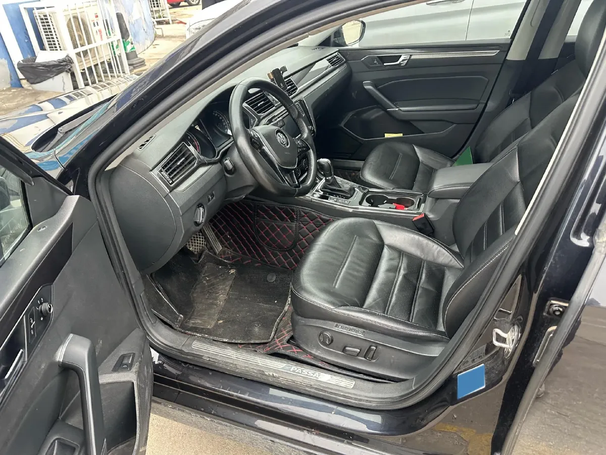 2017 Volkswagen Passat 1.8T 180HP L4 7DCT,autocango,china used car exporter,china ev exporter,chinese used car exporter,chinese used ev exporter