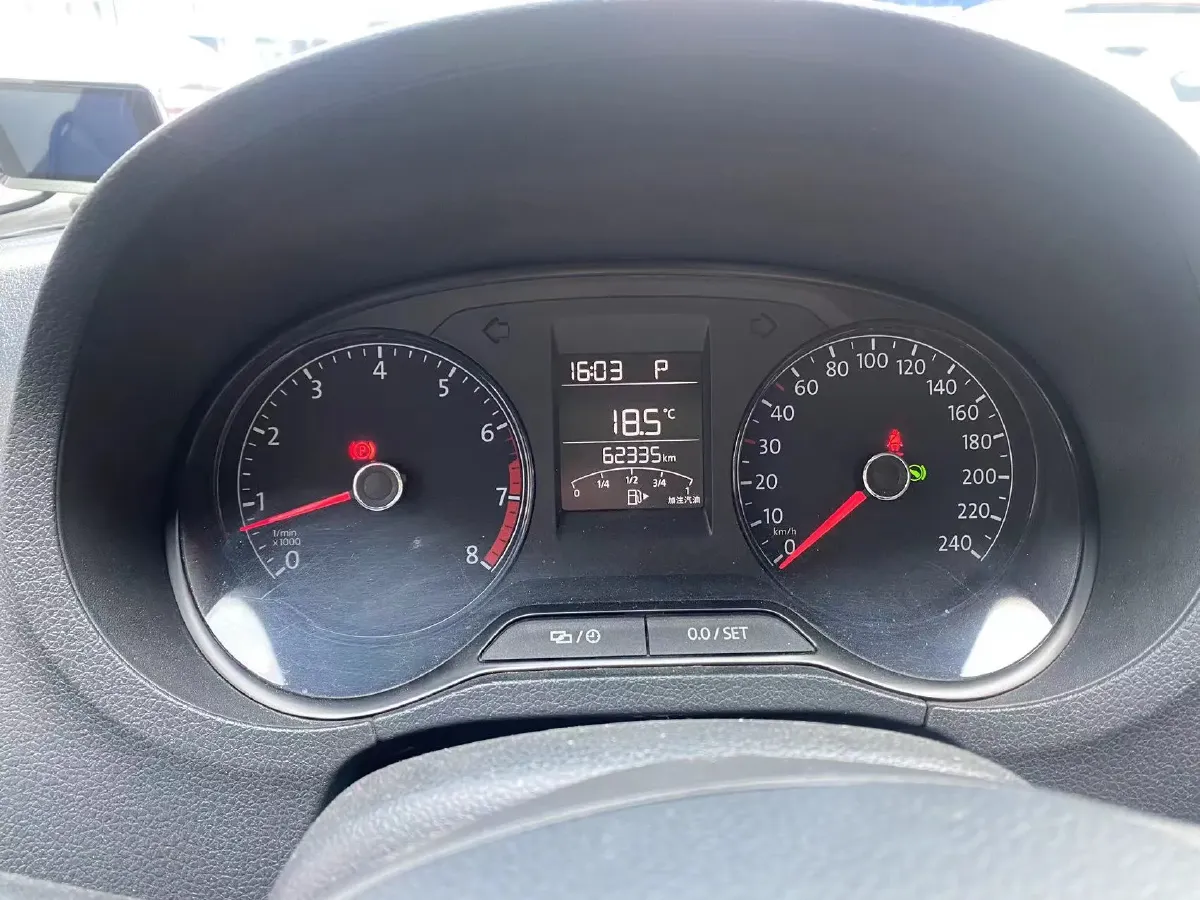 2016 Volkswagen Polo 1.4L 90HP L4 6AT,autocango,china used car exporter,china ev exporter,chinese used car exporter,chinese used ev exporter