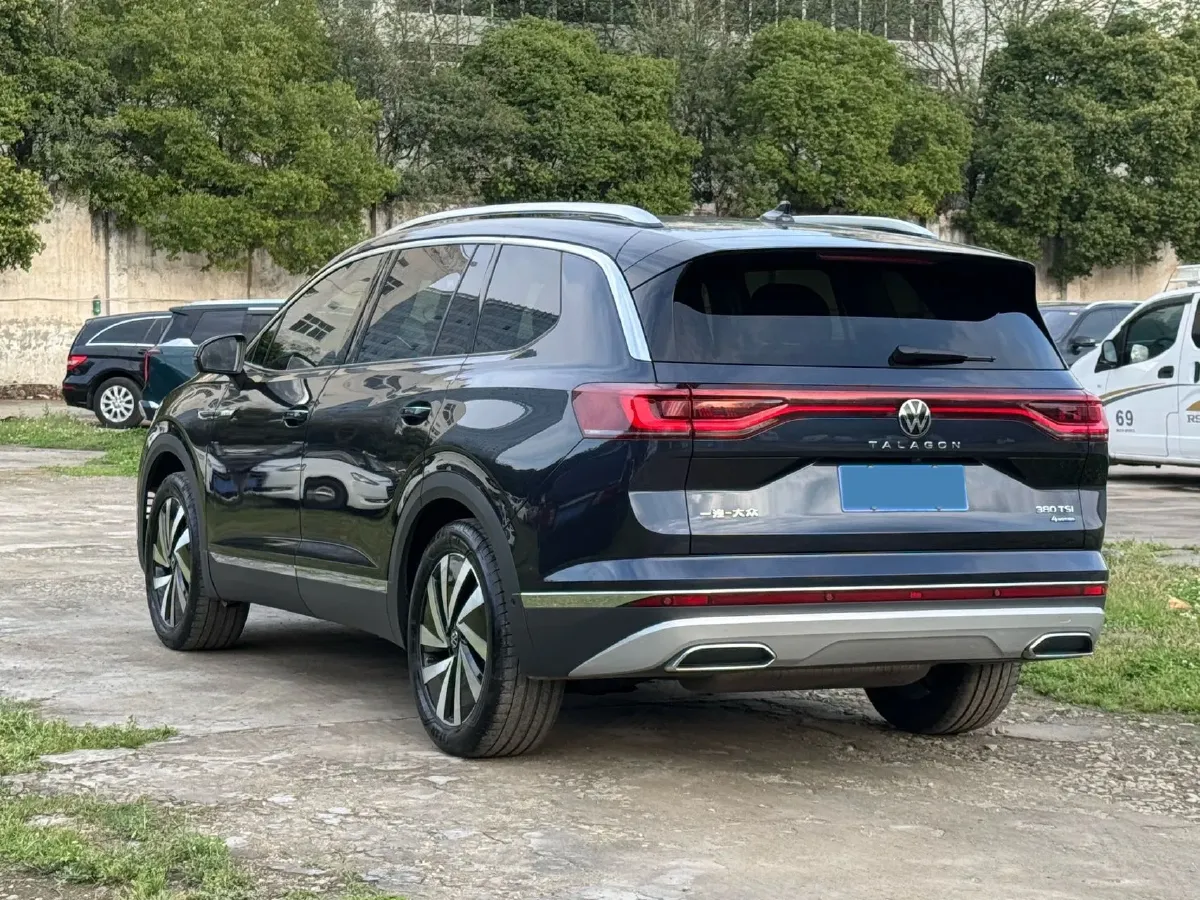 2022 Volkswagen Talagon 2.0T 220HP L4 7DCT,autocango,china used car exporter,china ev exporter,chinese used car exporter,chinese used ev exporter