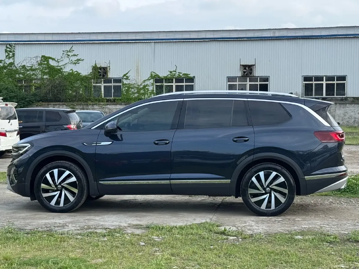 2022 Volkswagen Talagon 2.0T 220HP L4 7DCT,autocango,china used car exporter,china ev exporter,chinese used car exporter,chinese used ev exporter