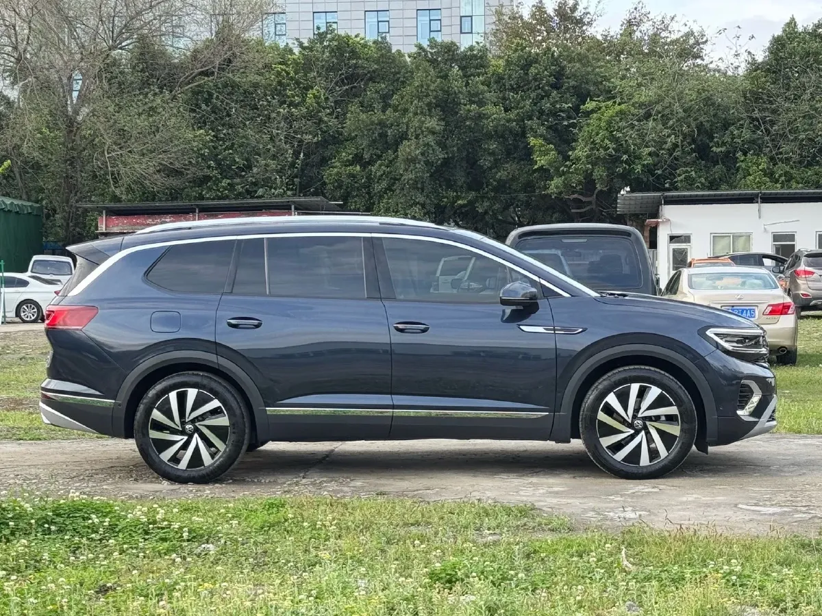 2022 Volkswagen Talagon 2.0T 220HP L4 7DCT,autocango,china used car exporter,china ev exporter,chinese used car exporter,chinese used ev exporter