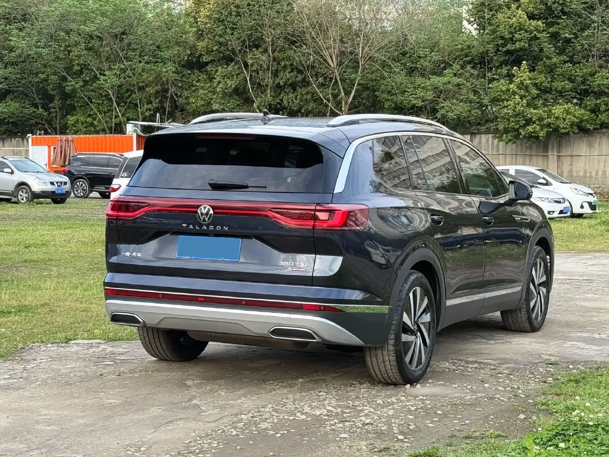 2022 Volkswagen Talagon 2.0T 220HP L4 7DCT,autocango,china used car exporter,china ev exporter,chinese used car exporter,chinese used ev exporter