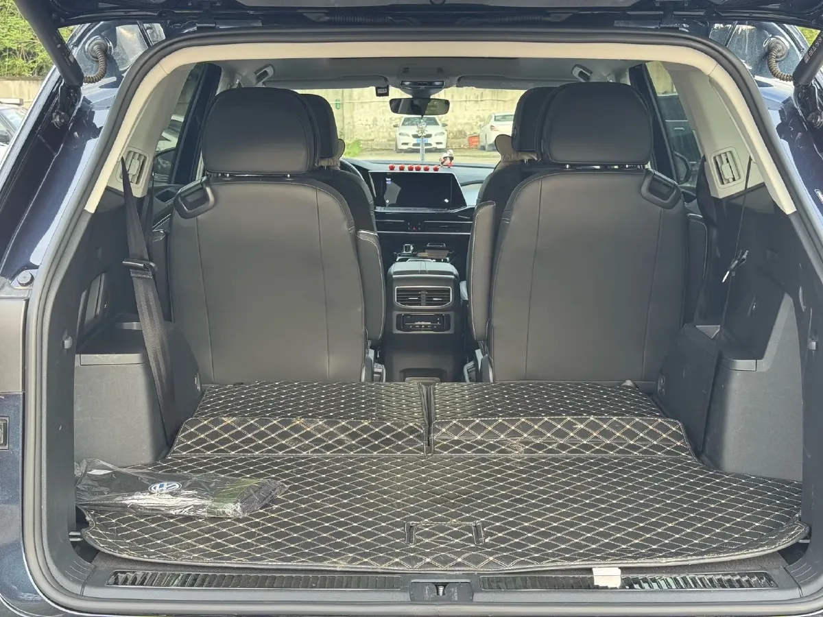 2022 Volkswagen Talagon 2.0T 220HP L4 7DCT,autocango,china used car exporter,china ev exporter,chinese used car exporter,chinese used ev exporter