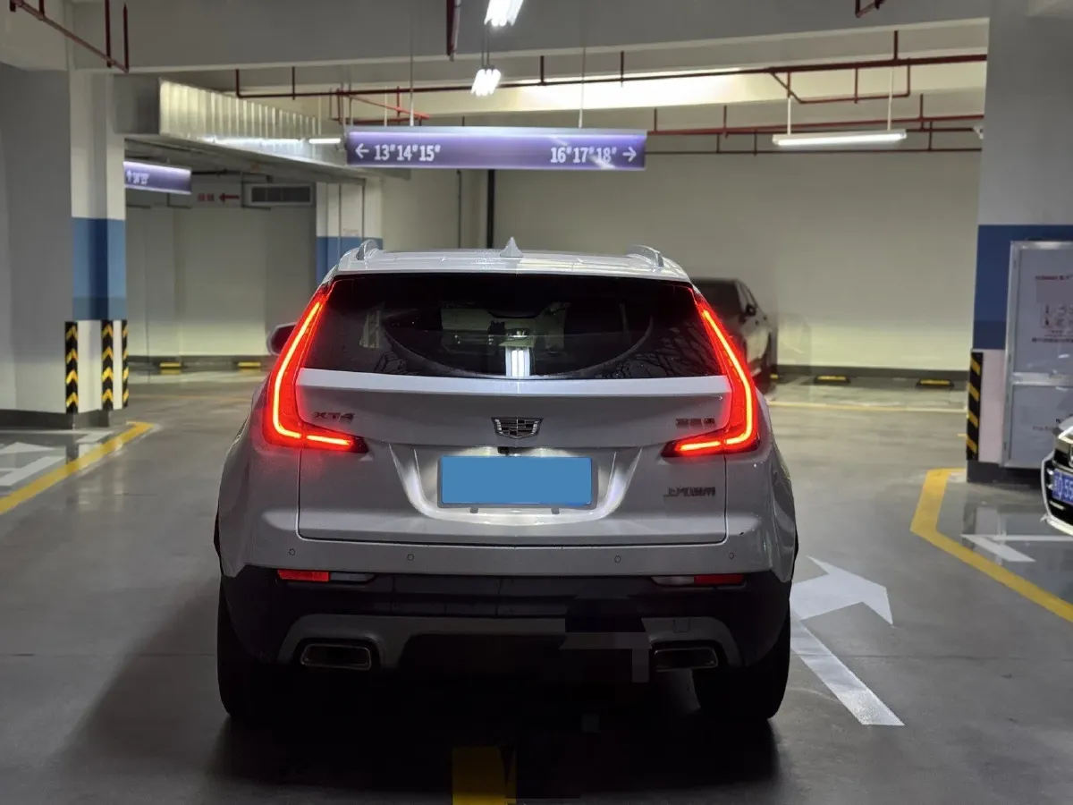 2021 Cadillac XT4 2.0T 237HP L4 9AT,autocango,china used car exporter,china ev exporter,chinese used car exporter,chinese used ev exporter