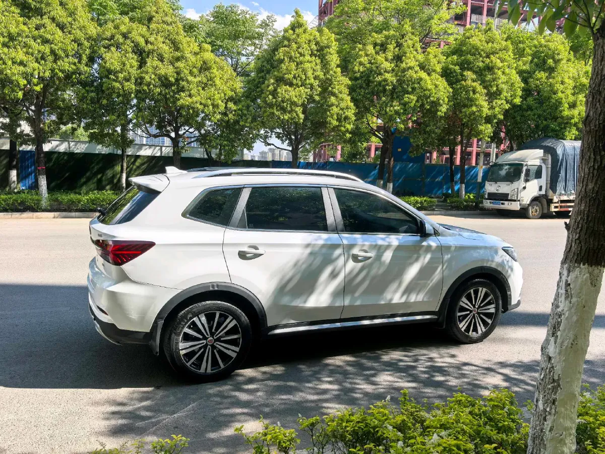 2019 Mitsubishi Eclipse Cross 1.5T 170HP L4 6MT,autocango,china used car exporter,china ev exporter,chinese used car exporter,chinese used ev exporter