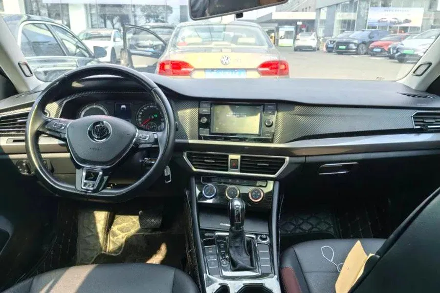 2020 Volkswagen Bora 1.5L 113HP L4 6AT,autocango,china used car exporter,china ev exporter,chinese used car exporter,chinese used ev exporter