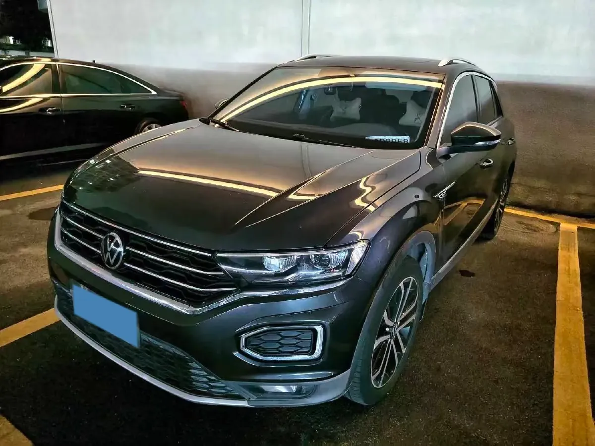 2021 Volkswagen T-Roc 1.4T 150HP L4 7DCT,autocango,china used car exporter,china ev exporter,chinese used car exporter,chinese used ev exporter