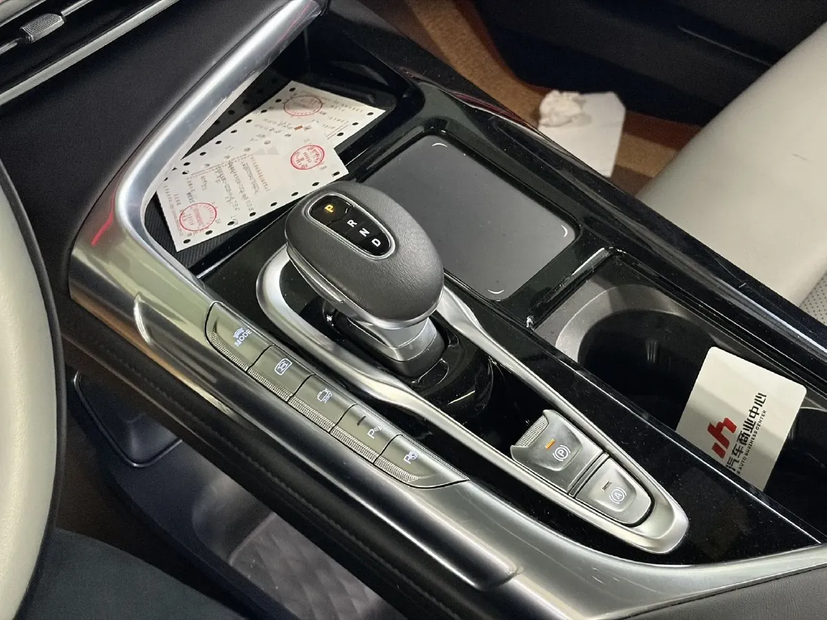 2022 Voyah FREE BEV 88KWH,autocango,china used car exporter,china ev exporter,chinese used car exporter,chinese used ev exporter