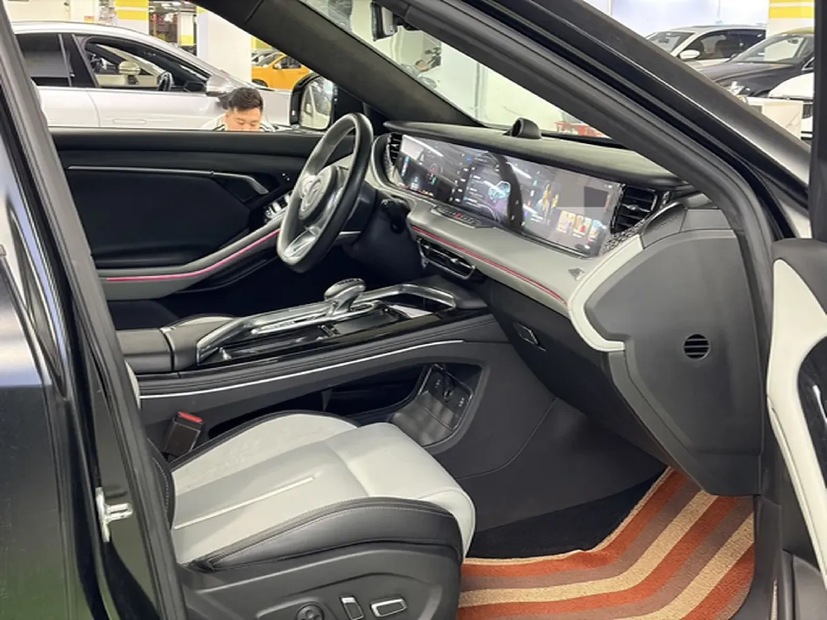 2022 Voyah FREE BEV 88KWH,autocango,china used car exporter,china ev exporter,chinese used car exporter,chinese used ev exporter